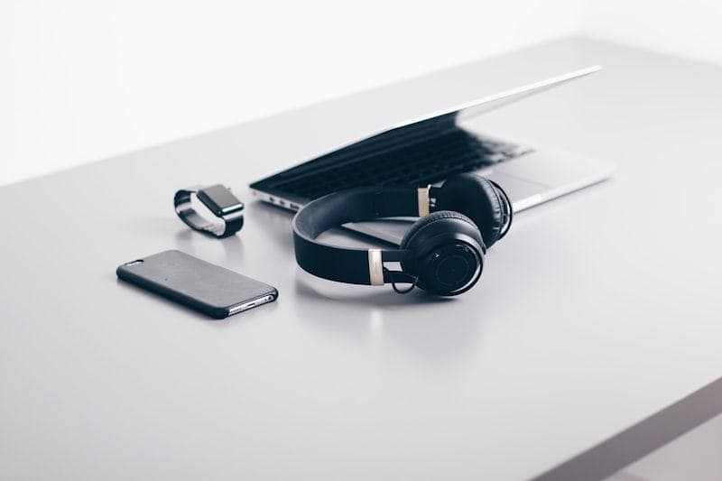Power Banks & Charging Accessories